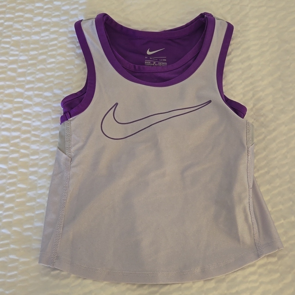 Nike girl's tank top, 2T, euc